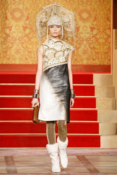 Look 66